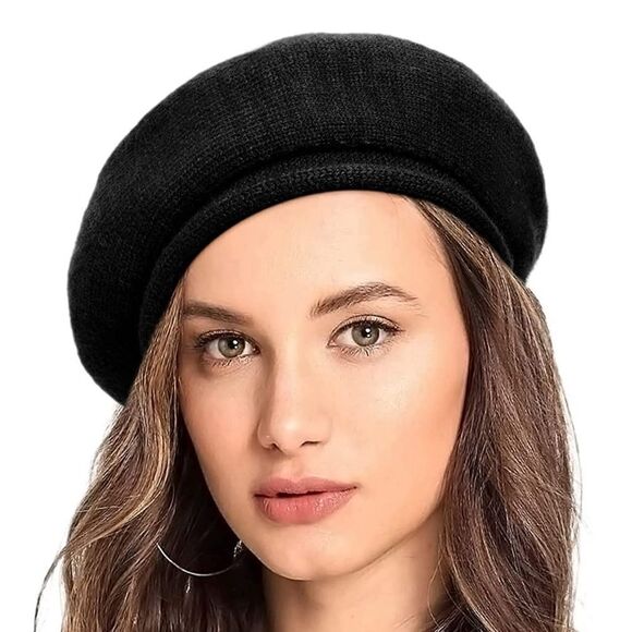 Accessories - Black beret  
